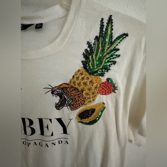 Obey Tiger sequin RARE white tshirt size small - Picture 2 of 4